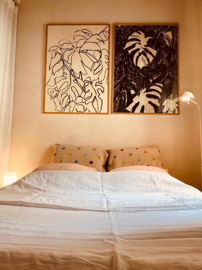 Bon Jour Uzes Apartamento Exterior foto